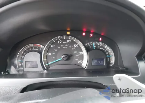 2012 Toyota Camry Se z USA, uszkodzony, nr VIN 4T1BF1FK4CU070857